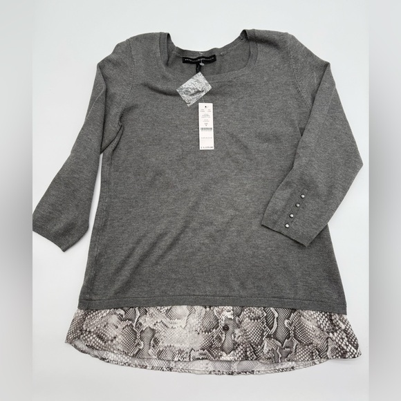 Women’s White House Black Market gray Layered Snakeskin Shirt Sweater NWT Sz S - Picture 8 of 13
